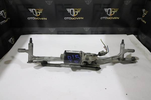 FORD TRANSİT 100 L-S-V ÇIKMA PARÇA  V363 CAM SİLGİ KOLU